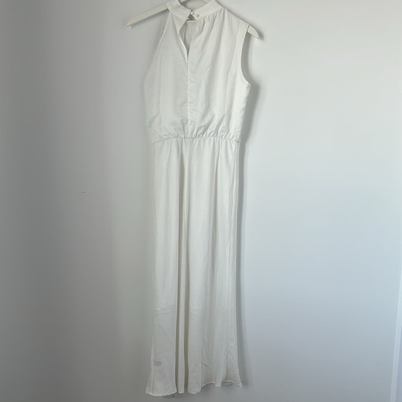 Amazon Dress - Picture 4 of 4